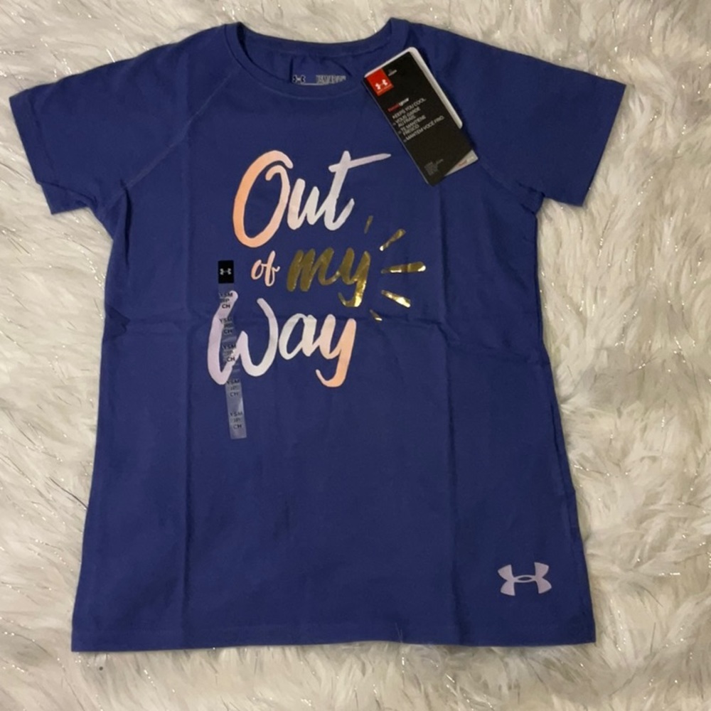 Under Armour heatgear, Loose, Girls/ Tops, Graphic Short Sleeve,”Out of my Way”